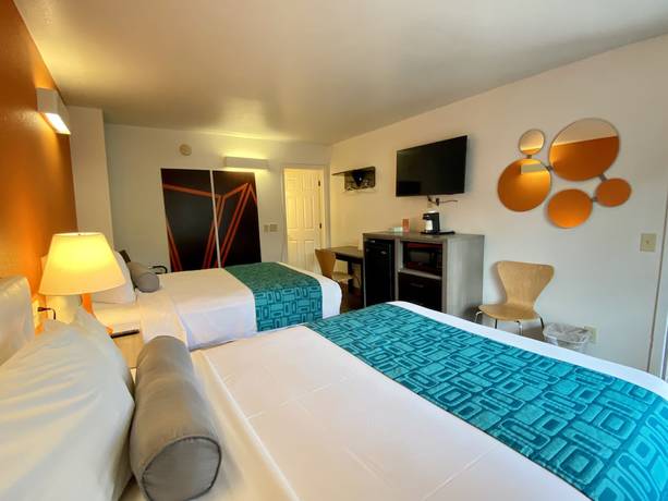 Imagen de la habitación del Hotel Howard Johnson By Wyndham Lake George. Foto 4