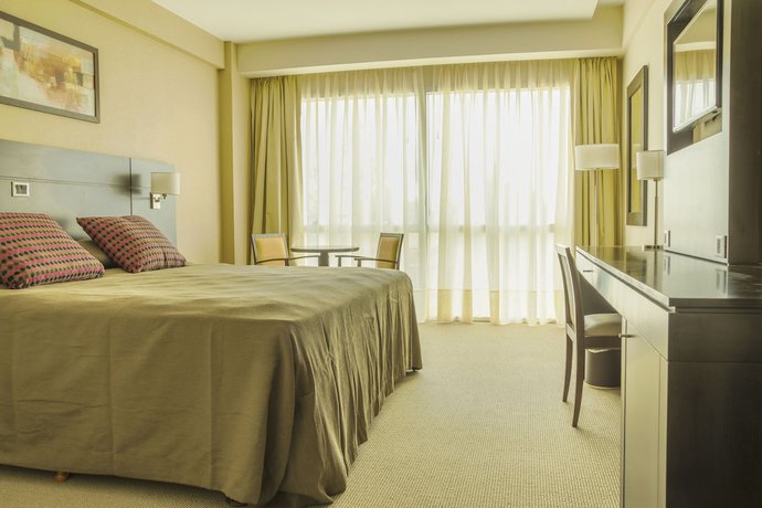 Imagen de la habitación del Hotel Howard Johnson By Wyndham Neuquen. Foto 1
