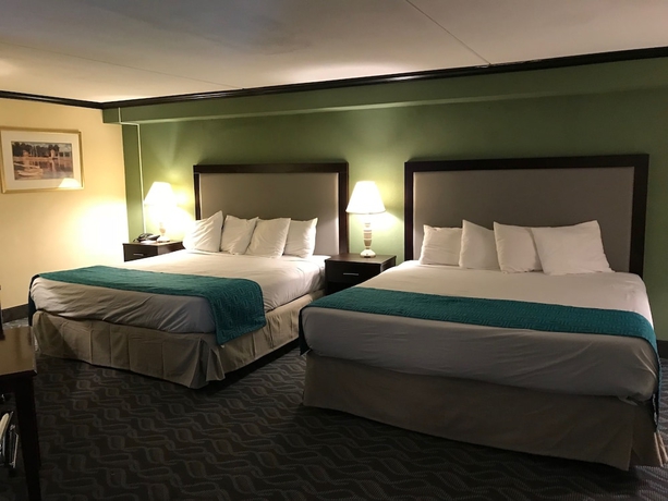 Imagen de la habitación del Hotel Howard Johnson By Wyndham Newark Airport. Foto 16