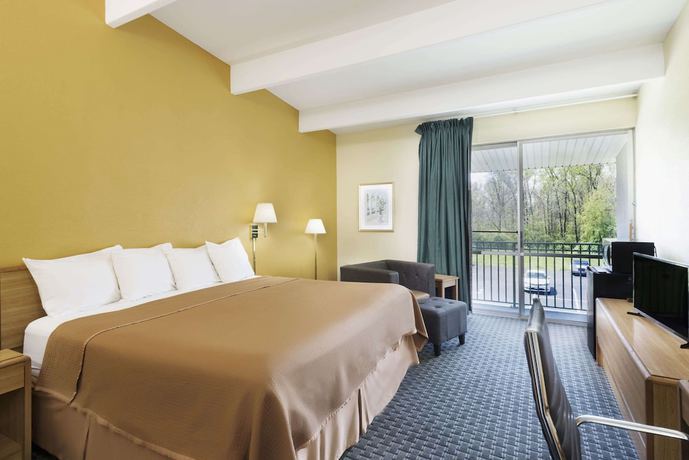 Imagen de la habitación del Hotel Howard Johnson By Wyndham Newburgh/west Point. Foto 6