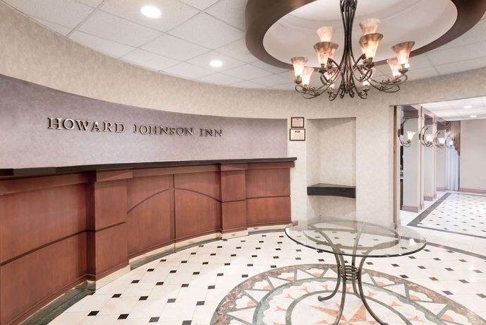 Imagen de los interiores del Hotel Howard Johnson By Wyndham Newburgh/west Point. Foto 16