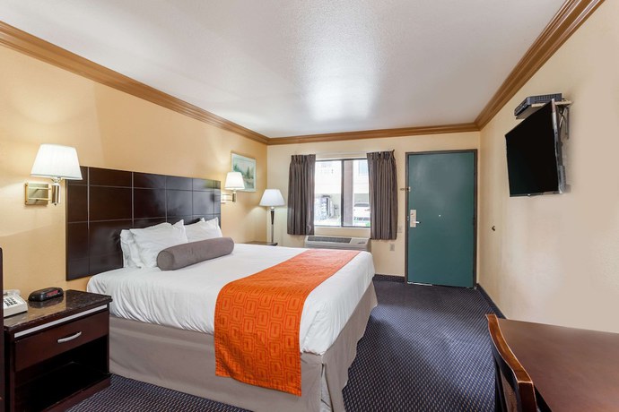 Imagen de la habitación del Hotel Howard Johnson By Wyndham Norco. Foto 5