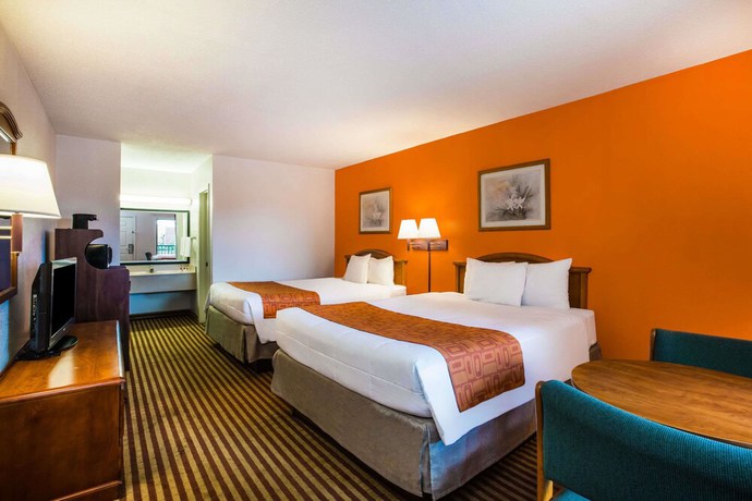 Imagen de la habitación del Hotel Howard Johnson By Wyndham Panama City. Foto 10