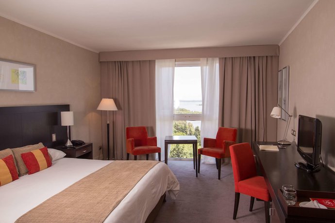 Imagen de la habitación del Hotel Howard Johnson By Wyndham Plaza Mayorazgo. Foto 2