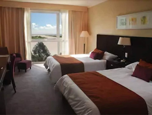 Imagen de la habitación del Hotel Howard Johnson By Wyndham Plaza Mayorazgo. Foto 3