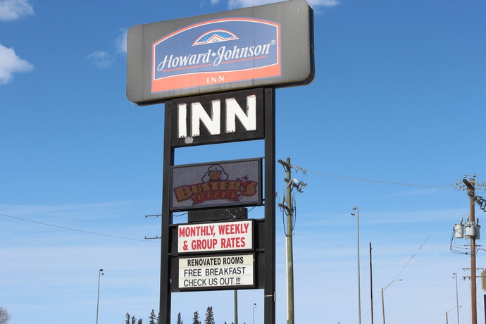 Imagen de los exteriores del Hotel Howard Johnson By Wyndham Red Deer. Foto 15