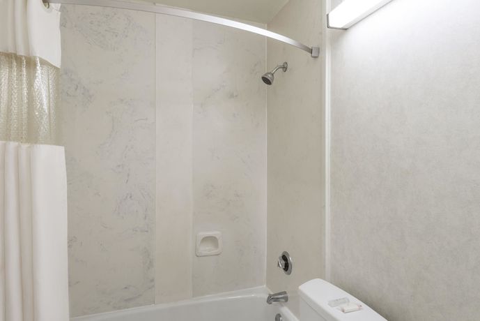 Imagen de la habitación del Hotel Howard Johnson By Wyndham Rocky Hill. Foto 9