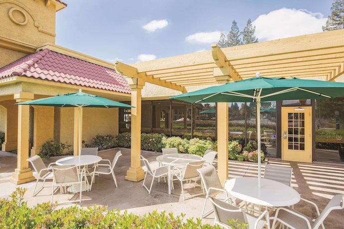 Imagen general del Hotel Howard Johnson By Wyndham Sacramento Downtown. Foto 1