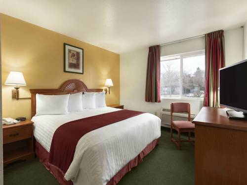 Imagen de la habitación del Hotel Howard Johnson By Wyndham Salem. Foto 9