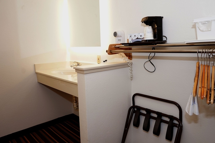 Imagen de la habitación del Hotel Howard Johnson By Wyndham Salinas. Foto 10