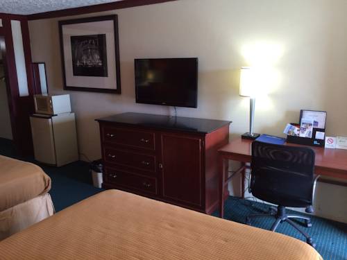 Imagen de la habitación del Hotel Howard Johnson By Wyndham San Marcos. Foto 14