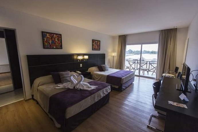 Imagen de la habitación del Hotel Howard Johnson By Wyndham San Pedro Resort and Marina. Foto 11