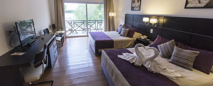 Imagen de la habitación del Hotel Howard Johnson By Wyndham San Pedro Resort and Marina. Foto 13