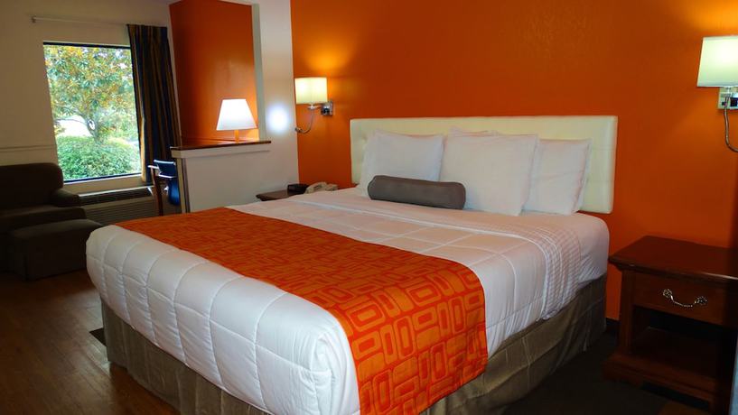 Imagen de la habitación del Hotel Howard Johnson By Wyndham Savannah Ga. Foto 17