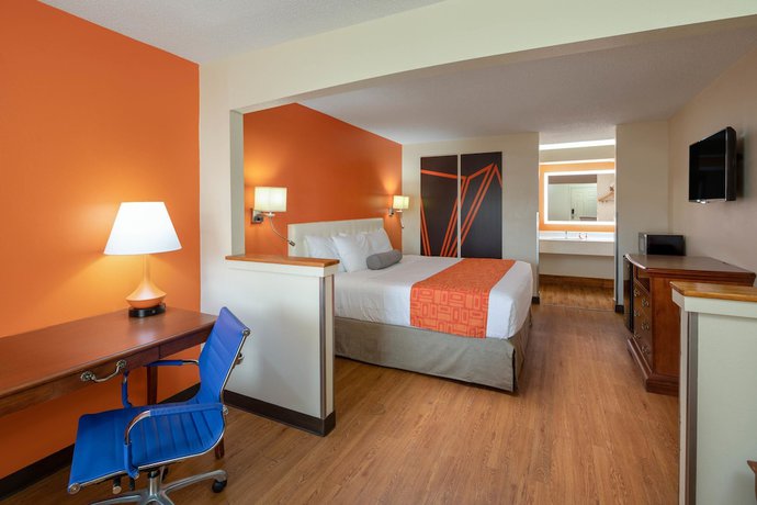 Imagen de la habitación del Hotel Howard Johnson By Wyndham Savannah Ga. Foto 18