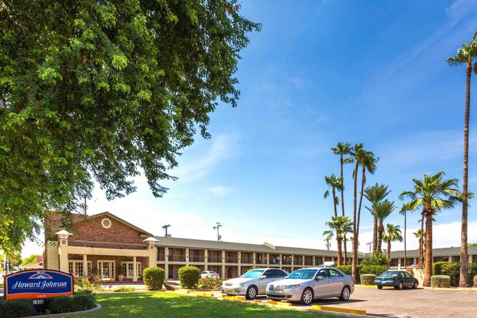 Imagen general del Hotel Howard Johnson By Wyndham Scottsdale Old Town. Foto 1