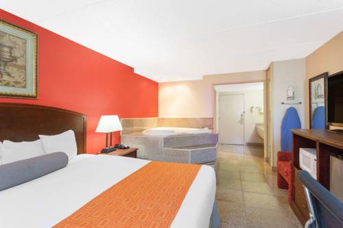 Imagen de la habitación del Hotel Howard Johnson By Wyndham Suffern. Foto 3