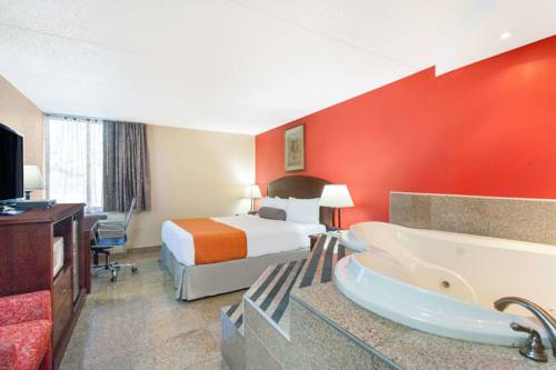 Imagen de la habitación del Hotel Howard Johnson By Wyndham Suffern. Foto 6