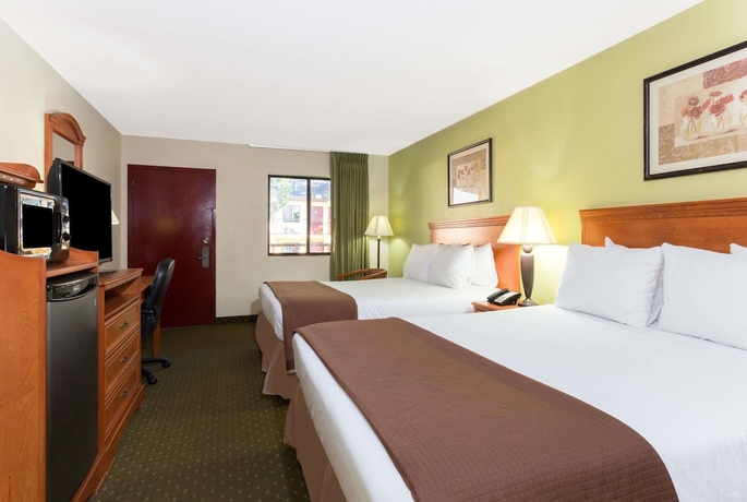 Imagen de la habitación del Hotel Howard Johnson By Wyndham Tallahassee. Foto 9