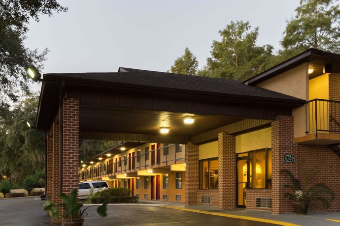 Imagen general del Hotel Howard Johnson By Wyndham Tallahassee. Foto 2
