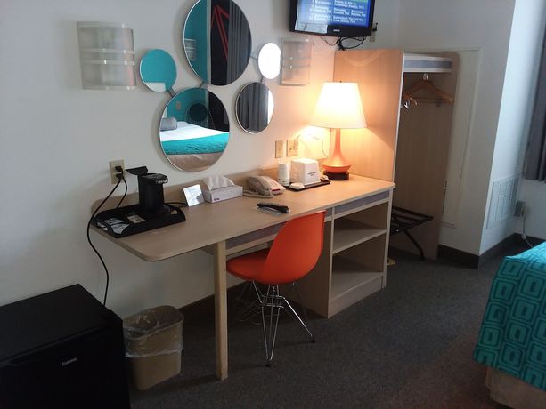 Imagen de la habitación del Hotel Howard Johnson By Wyndham Tifton Ga I-75. Foto 5