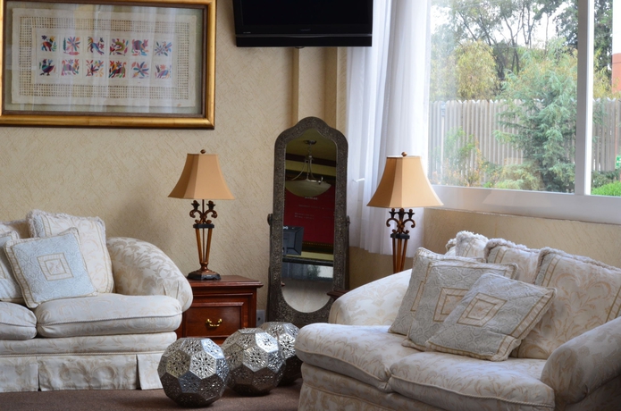 Imagen de los interiores del Hotel Howard Johnson By Wyndham Toluca. Foto 15