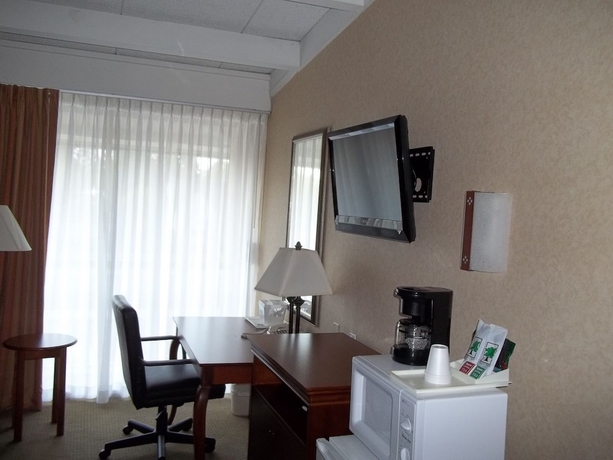 Imagen de la habitación del Hotel Howard Johnson By Wyndham Toms River. Foto 10