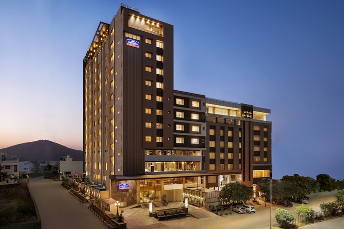 Imagen general del Hotel Howard Johnson By Wyndham Udaipur Roop Nagar. Foto 1