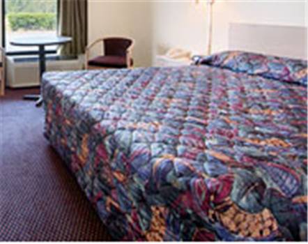 Imagen de la habitación del Hotel Howard Johnson By Wyndham Valdosta. Foto 3