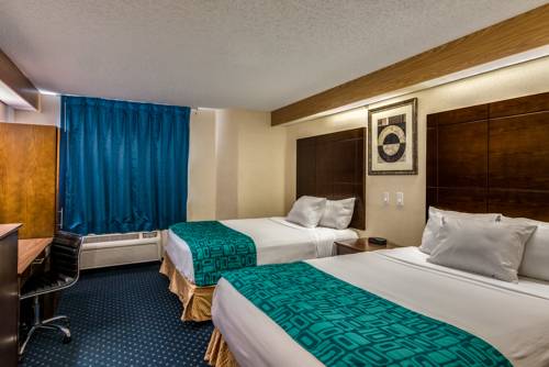 Imagen de la habitación del Hotel Howard Johnson By Wyndham Vancouver & Suites. Foto 6