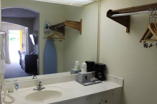 Imagen de la habitación del Hotel Howard Johnson By Wyndham Vicksburg. Foto 5