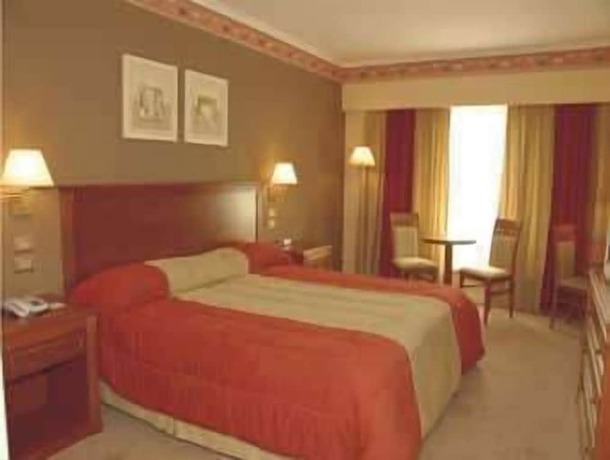 Imagen de la habitación del Hotel Howard Johnson By Wyndham Villa Maria Casino. Foto 8