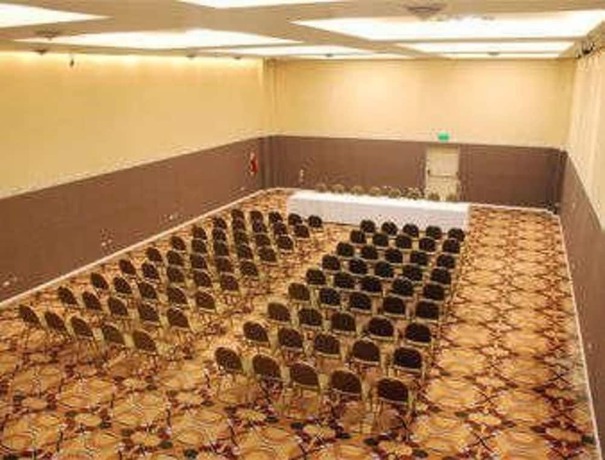 Imagen de los interiores del Hotel Howard Johnson By Wyndham Villa Maria Casino. Foto 15