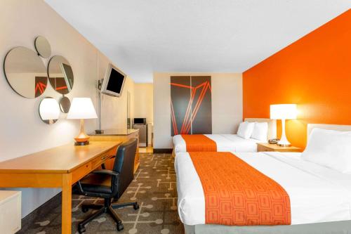 Imagen de la habitación del Hotel Howard Johnson By Wyndham Virginia Beach. Foto 17