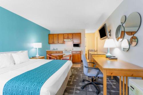 Imagen de la habitación del Hotel Howard Johnson By Wyndham Virginia Beach. Foto 18