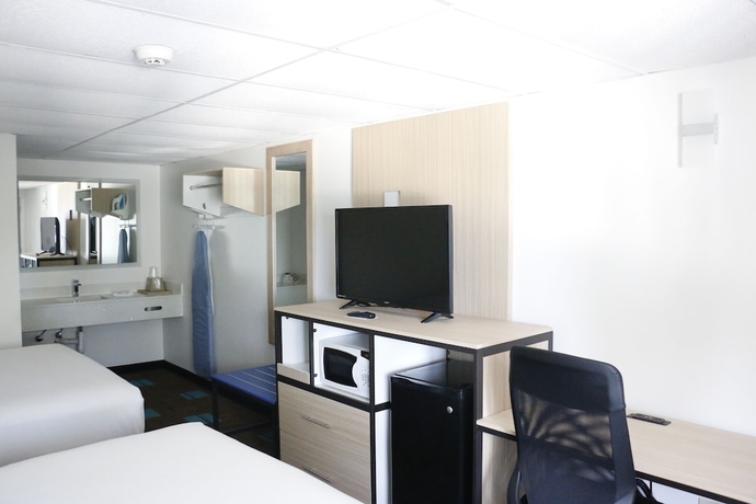 Imagen de la habitación del Hotel Howard Johnson By Wyndham West Yarmouth/cape Cod. Foto 4