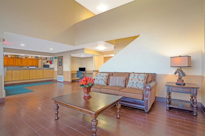 Imagen de los interiores del Hotel Howard Johnson By Wyndham Williams. Foto 13