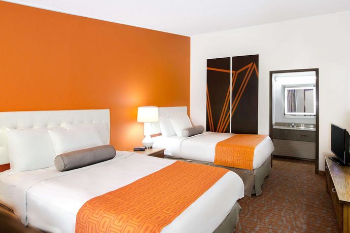 Imagen de la habitación del Hotel Howard Johnson By Wyndham Wilmington. Foto 8