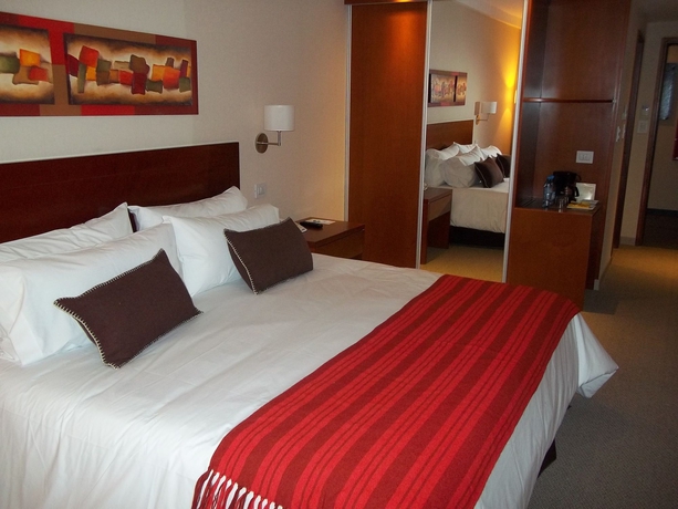 Imagen de la habitación del Hotel Howard Johnson By Wyndham Yerba Buena. Foto 8