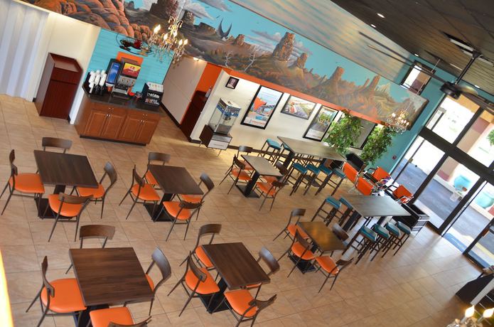 Imagen de los interiores del Hotel Howard Johnson By Wyndham Yuma. Foto 18