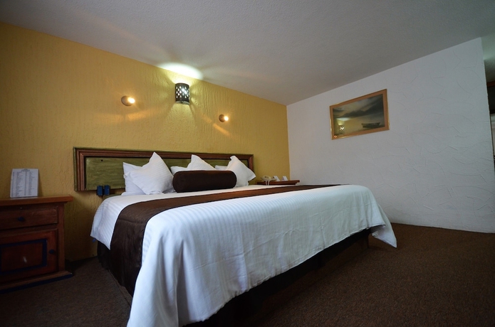 Imagen de la habitación del Hotel Howard Johnson Calle Real Morelia. Foto 7