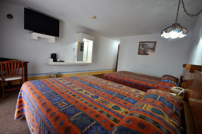 Imagen de la habitación del Hotel Howard Johnson Calle Real Morelia. Foto 14