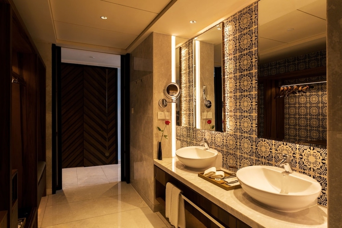 Imagen de la habitación del Hotel Howard Johnson Hot Spring Resort Anshun. Foto 11