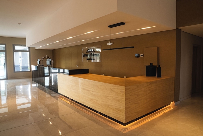 Imagen de los interiores del Hotel Howard Johnson Hotel and Spa Bah&iacute;a Blanca. Foto 9