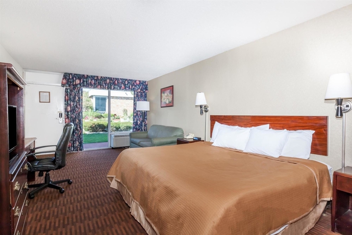 Imagen de la habitación del Hotel Howard Johnson Inn - Albany. Foto 5