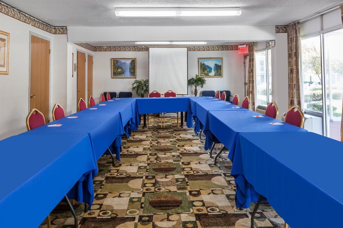 Imagen de los interiores del Hotel Howard Johnson Inn - Albany. Foto 14