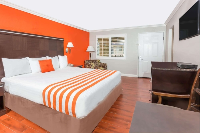 Imagen de la habitación del Hotel Howard Johnson Inn And Suite. Foto 4