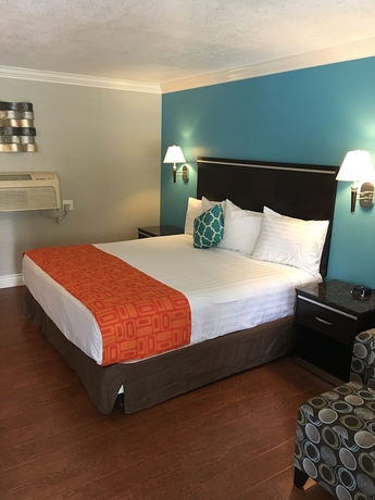 Imagen de la habitación del Hotel Howard Johnson Inn And Suite. Foto 8