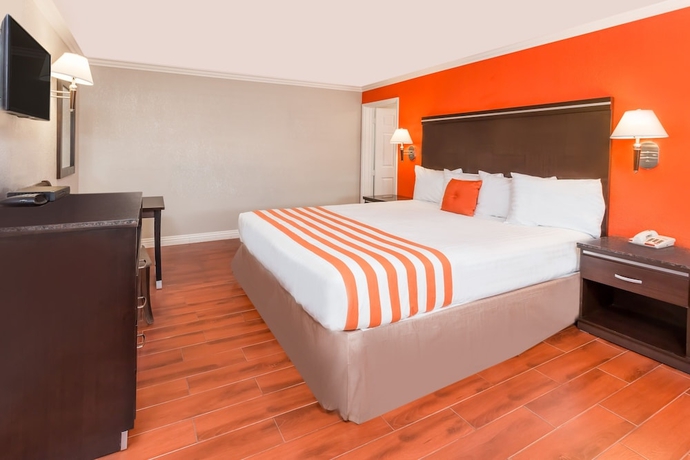 Imagen de la habitación del Hotel Howard Johnson Inn And Suite. Foto 14