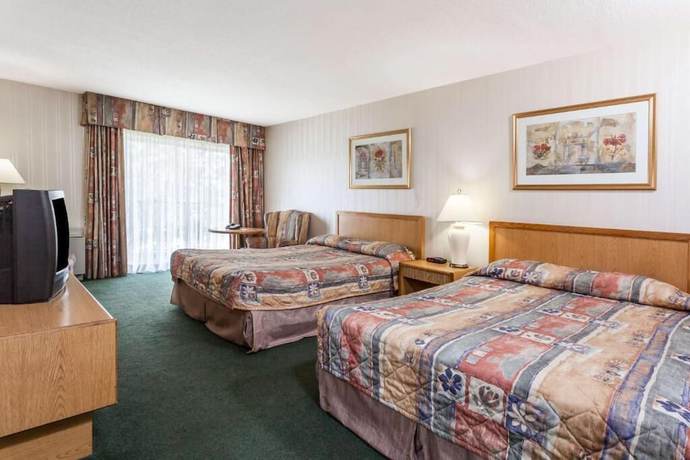 Imagen de la habitación del Hotel Howard Johnson Inn And Suites Toronto East. Foto 8
